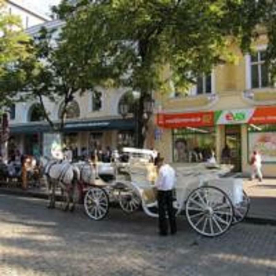 Ferienwohnung Deribasovskaya,16 Odessa Exterior foto